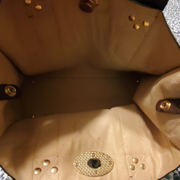 Satchel - Picture 3 of 4